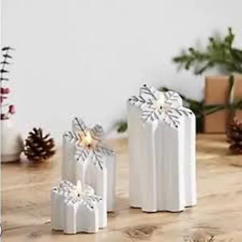 HOKEVREFLECTIONS CERAMIC SNOWFLAKE PRE LIT CANDLES
