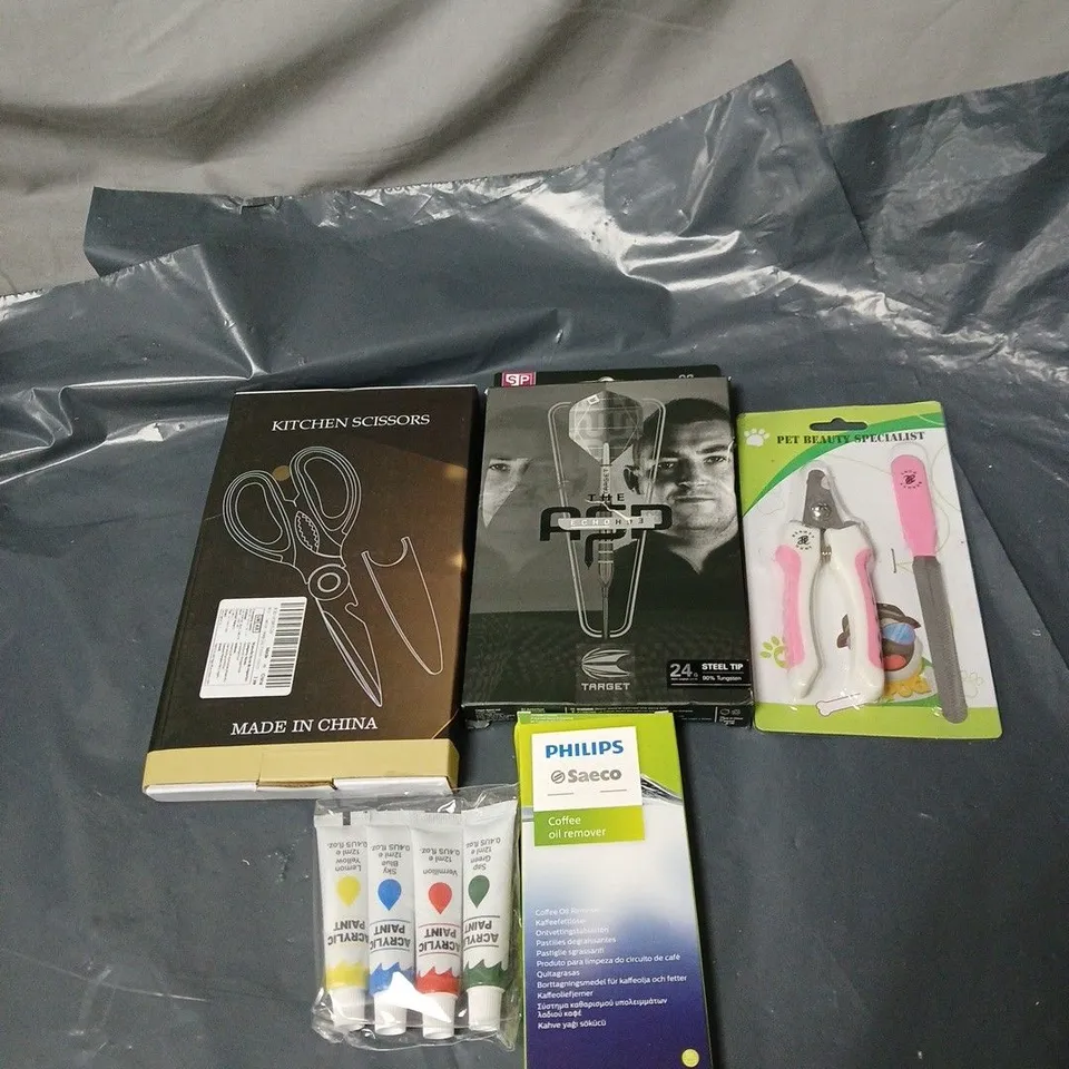 APPROXIMATELY 20 ASSORTED HOUSEHOLD ITEMS TO INCLUDE DARTS, SCISSORS, PET BEAUTY SET, PHILIPS COFFEE OIL REMOVER, ACRYLIC PAINTS ETC