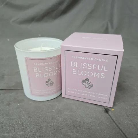BOXED BLISSFUL BLOOMS SCENTED CANDLE