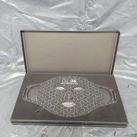GLO24K 7 COLOR PHOTON REJUVENATION SUPER LED MASK. 