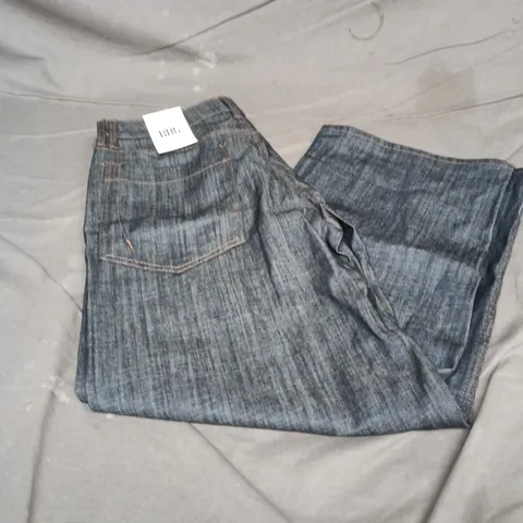 BDG JAYA BAGGY JEANS IN DARK BLUE SIZE 28W 32L
