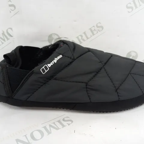 BERGHAUS BOTHY SLIPPER 2.0 IN BLACK/GREY - UK 9-10