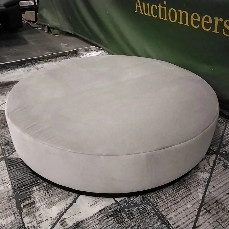 QUALITY LARGE GREY SOFT FABRIC UPHOLSTERED POUFFE