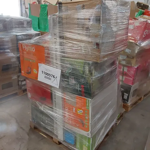 PALLET OF APPROXIMATELY 17 UNPROCESSED RAW RETURN HOUSEHOLD AND ELECTRICAL GOODS TO INCLUDE;