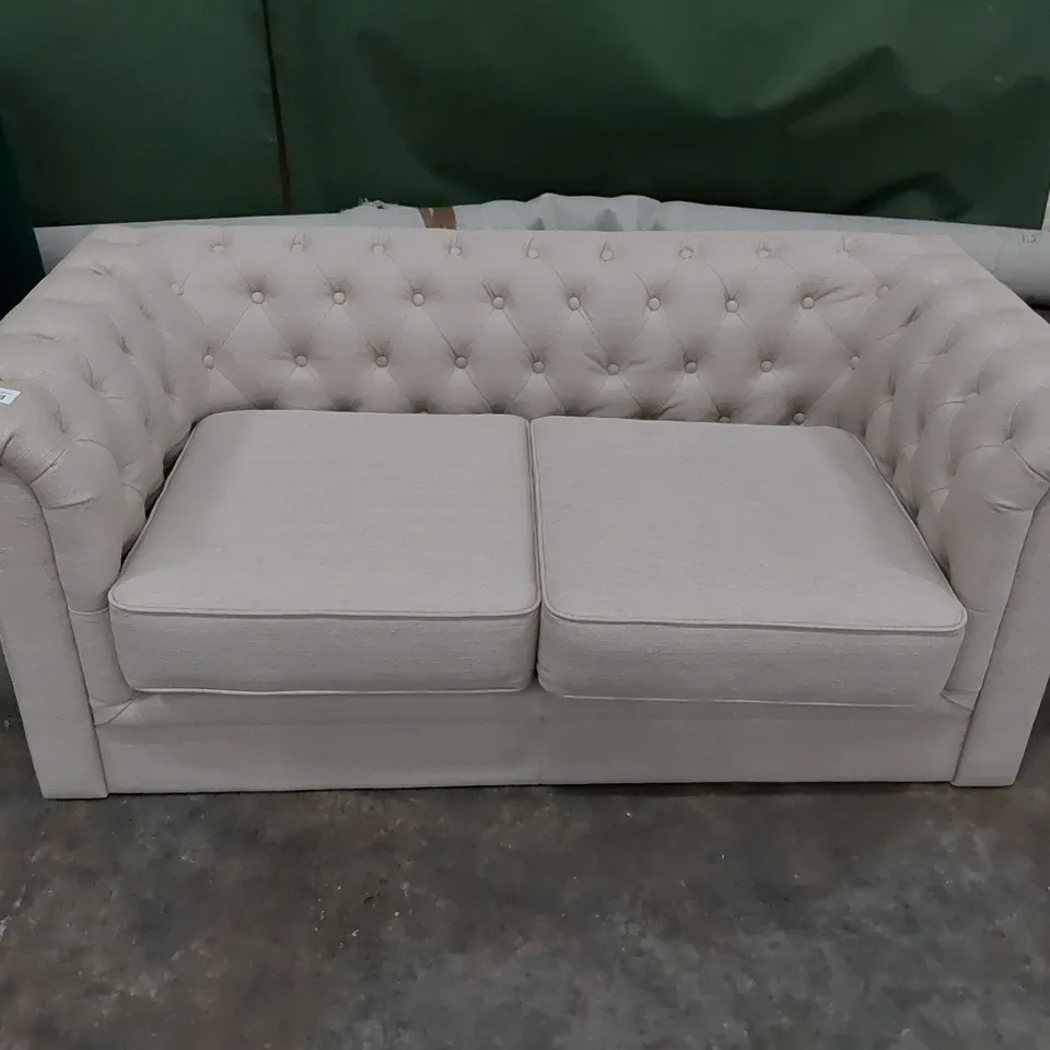 DESIGNER CHESTERFIELD TWO SEATER SOFA NATURAL FABRIC 