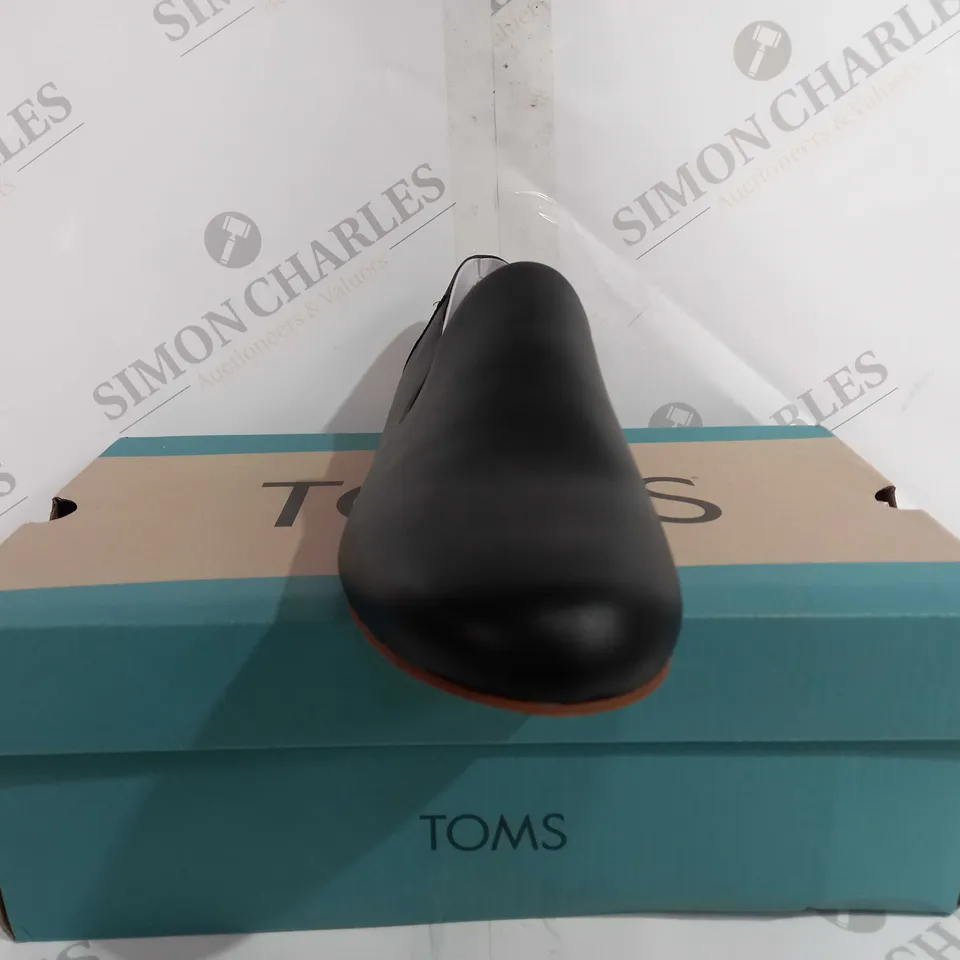 BOXED TOMS DARCY BLACK LEATHER WOMENS SHOE - UK6.5