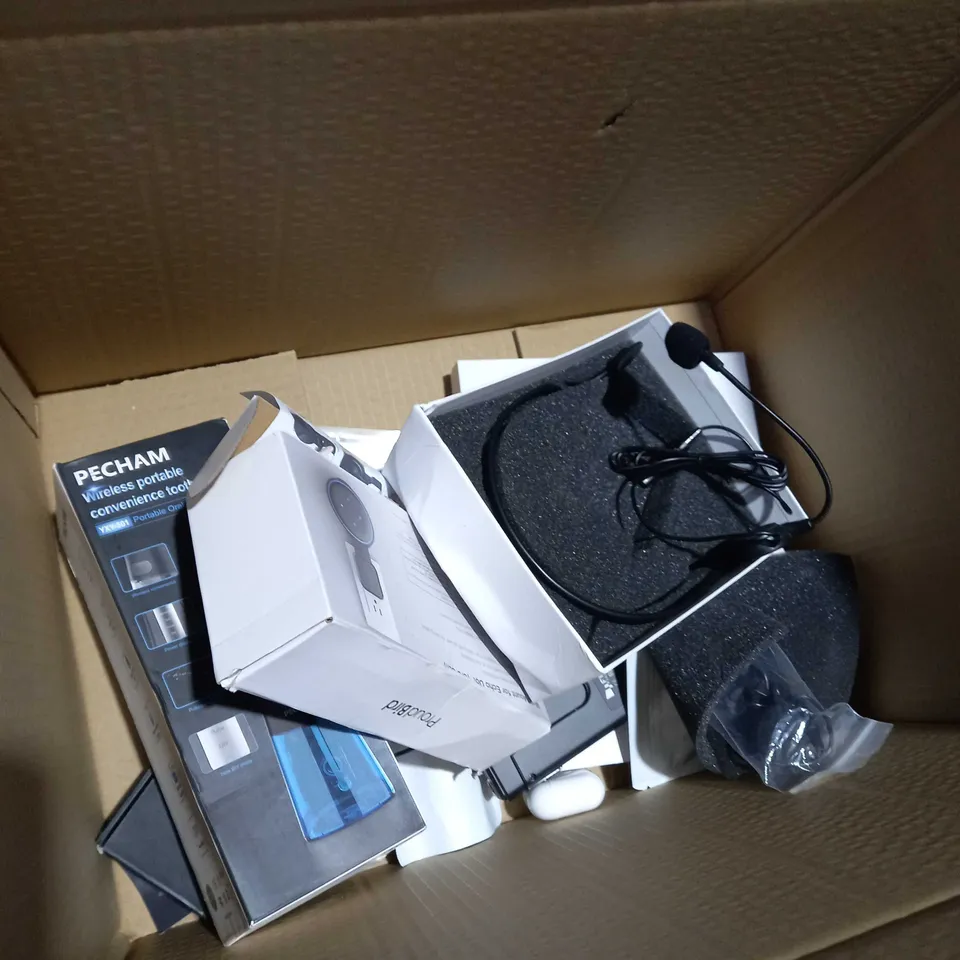 BOX OF ASSORTED ITEMS APPROXIMATELY 5 TO INCLUDE TOOTH CLEANER AIRPODS, HEADPHONES ETC