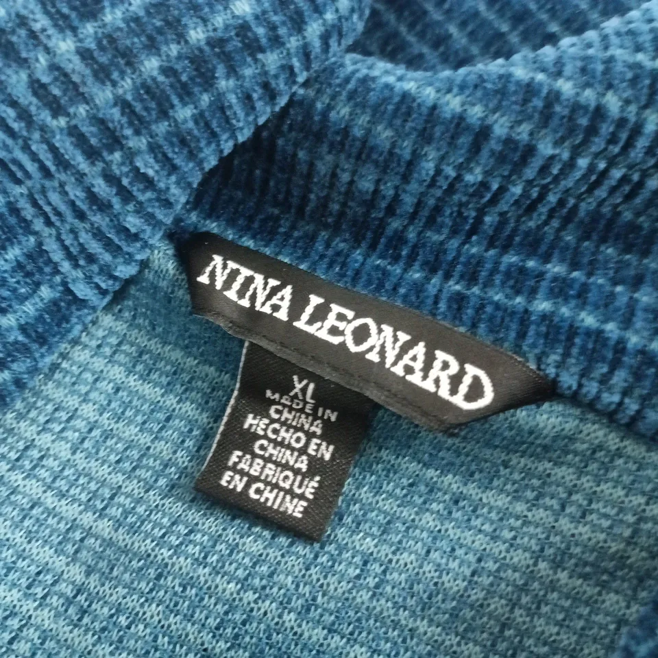 NINA LEONARD BLUE VELOUR TOP – UK XL