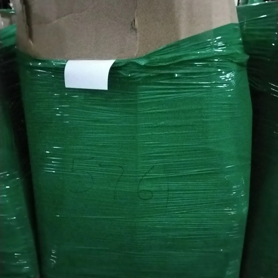PALLET OF ASSORTED ITEMS INCLUDING TRAVEL CASES, 7 WONDERS WORLD MAP, XGEAR CAMPING CHAIR, BACKDROP STANC KIT, MEIJIA CASE