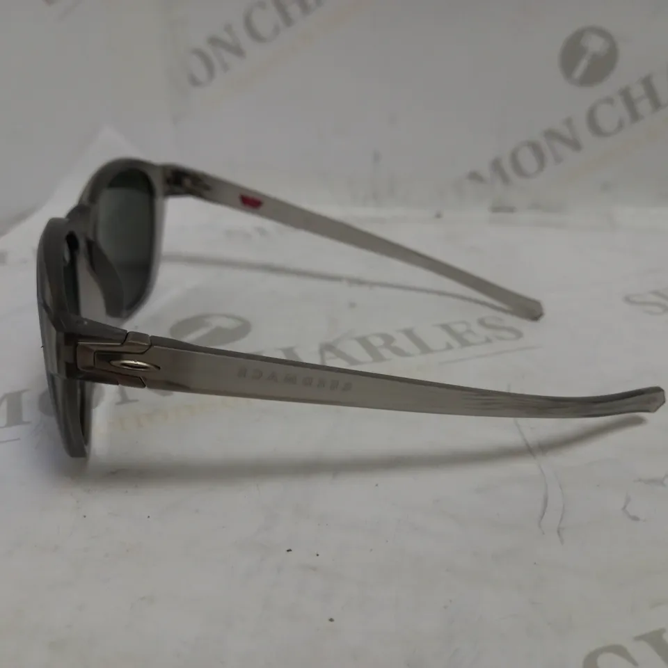 OAKLEY LATCH POLARIZED SUNGLASSES RRP £185