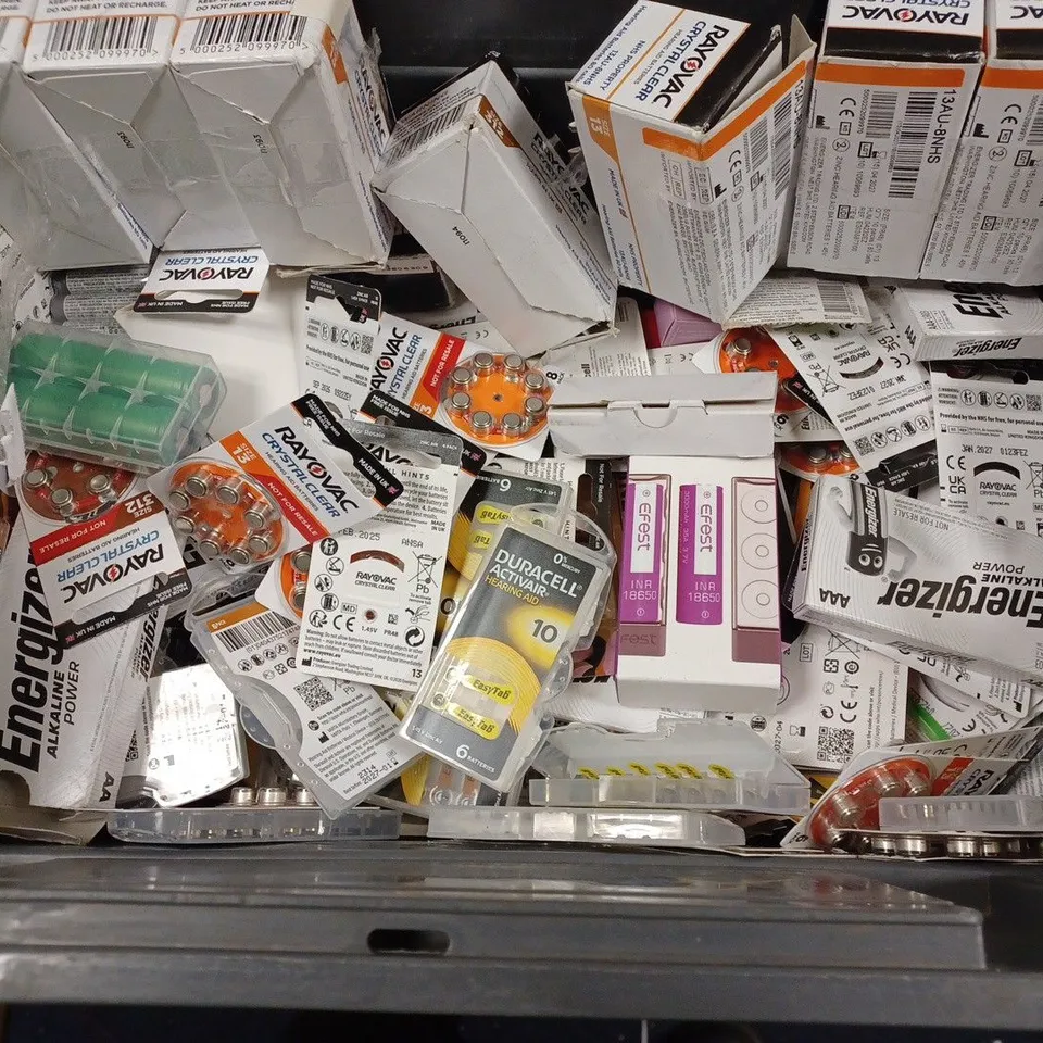 BOX TO CONTAIN APPROX. 40 X ASSORTED PACKS OF BATTERIES. SPECIFICATIONS & BRANDS VARY - COLLECTION ONLY