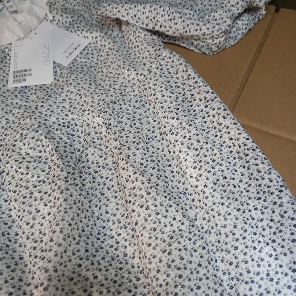 &OTHERSTORIES WHITE/SMALL FLORAL PRINT DRESS 