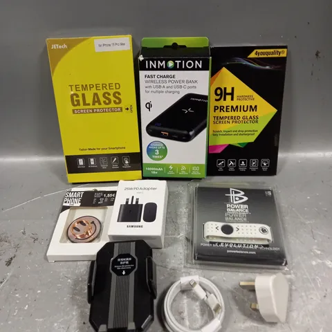 APPROXIMATELY 20 ASSORTED SMARTPHONE ACCESSORIES TO INCLUDE PROTECTIVE CASES, CHARGING CABLES, USB PLUGS ETC