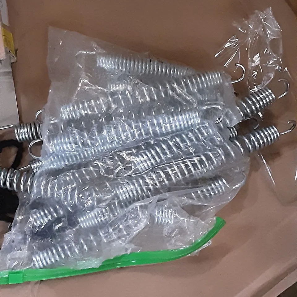 BOXED METAL PIECES INCLUDING TUBES , SPRINGS , SCREWS AND ROPE 