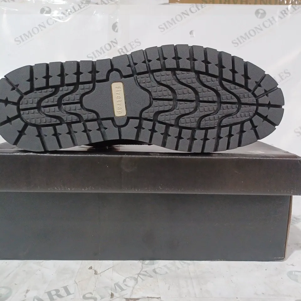 BOXED PAIR OF FIRETRAP AUBIN SHOES IN CAMEL COLOUR UK SIZE 10