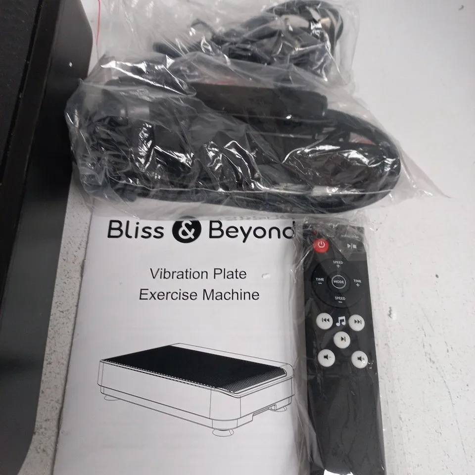 BOXED BLISS & BEYOND VIBRATION PLATE EXERCISE MACHINE IN BLACK 