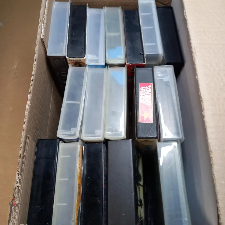 BOX OF APPROXIMATELY 20 ASSORTED VHS TAPES TO INCLUDE BLADE RUNNER, THE EXORCIST, THE THING ETC