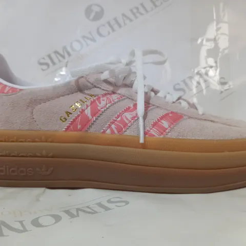 PAIR OF ADIDAS GAZELLE BOLD SHOES IN PALE PINK UK SIZE 7