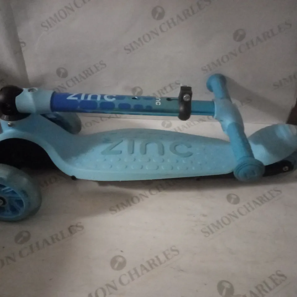 ZINC THREE WHEELED FOLDING FLYTE SCOOTER RRP £99.99