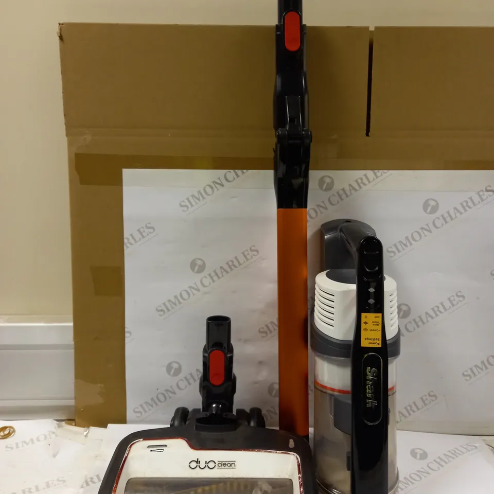 SHARK IZ300UK CORDLESS STICK VACUUM