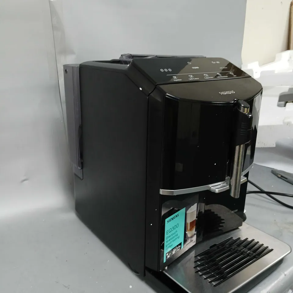 SIEMENS EQ300 COFFEE MACHINE 