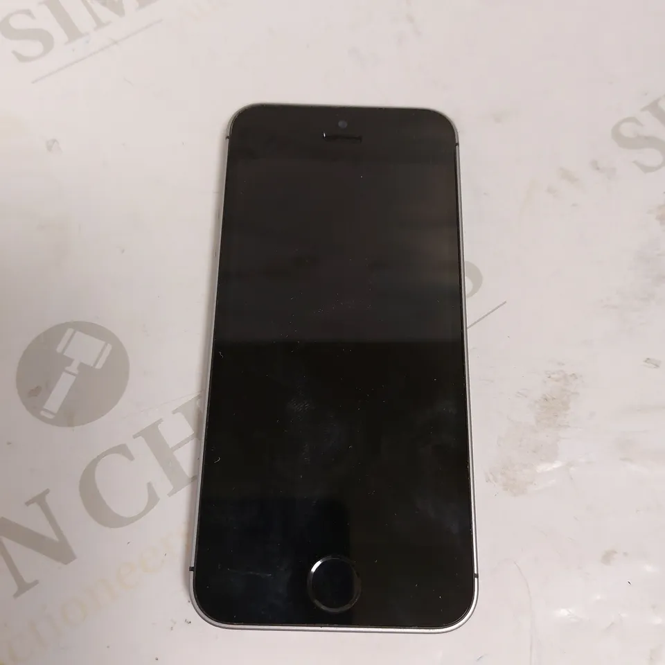 APPLE IPHONE SE (1ST GENERATION) A1723 