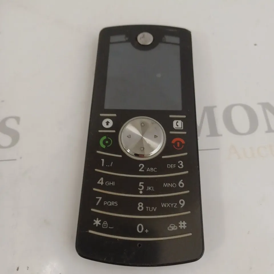 MOTOROLA F3 MOBILE PHONE