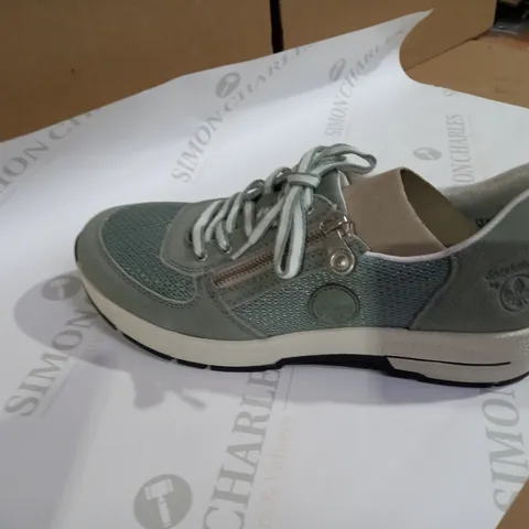 RIEKER MINT TRAINERS SIZE 6