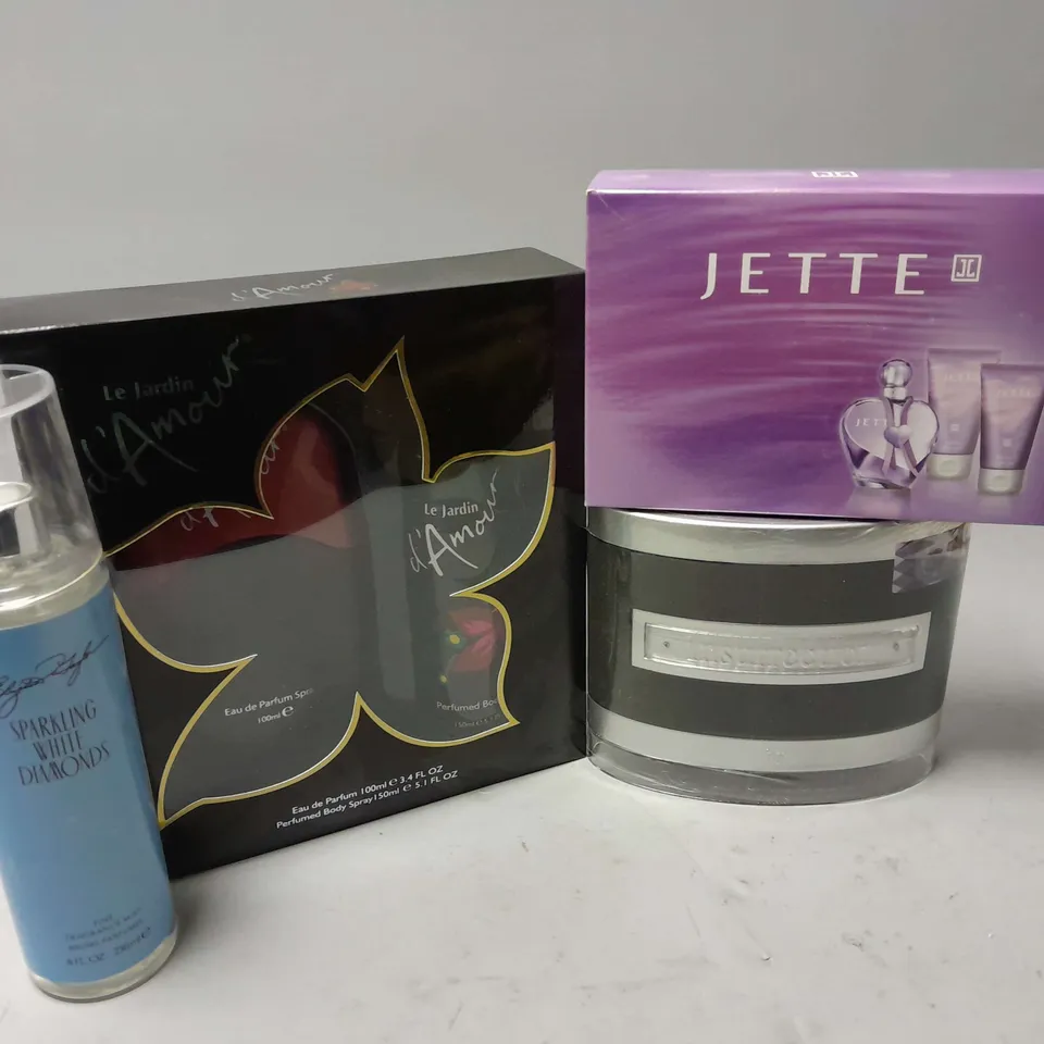 APPROXMATELY 9 ASSORTED COSMETICS ITEMS TO INCLUDE JETTE SET, INSURRECTION EAU DE TOILETTE (100ml), LE JARDIN DE AMOUR EAU DE PARFUM SET, ETC