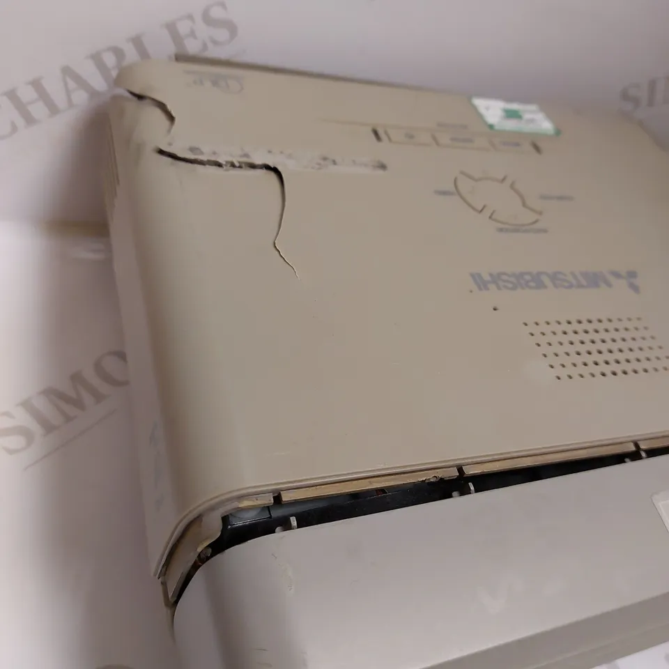 MITSUBISHI DLP PROJECTOR 
