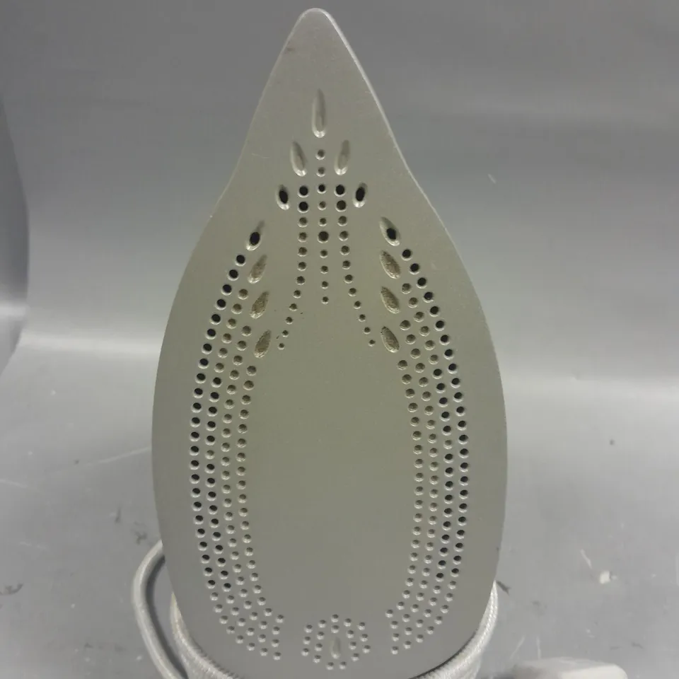 UNBOXED RUSSELL HOBBS SPEEDGLIDE PRO IRON