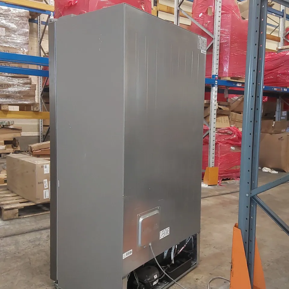 SWAN SR750160I 90CM WIDE TOTAL NO FROST AMERICAN STYLE FRIDGE FREEZER - INOX