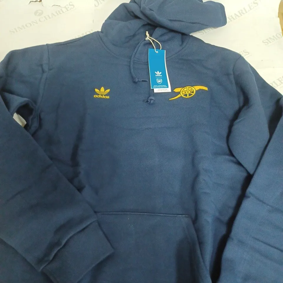 ADIDAS ARSENAL FOOTBALL CLUB HOODIE IN NAVY - MEDIUM