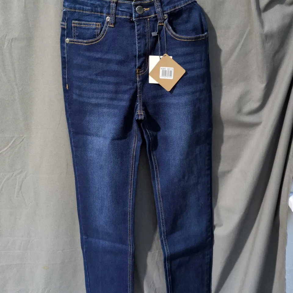 KANGAROO POO JEANS – BLUE DENIM, SIZE 11/12 (KIDS))