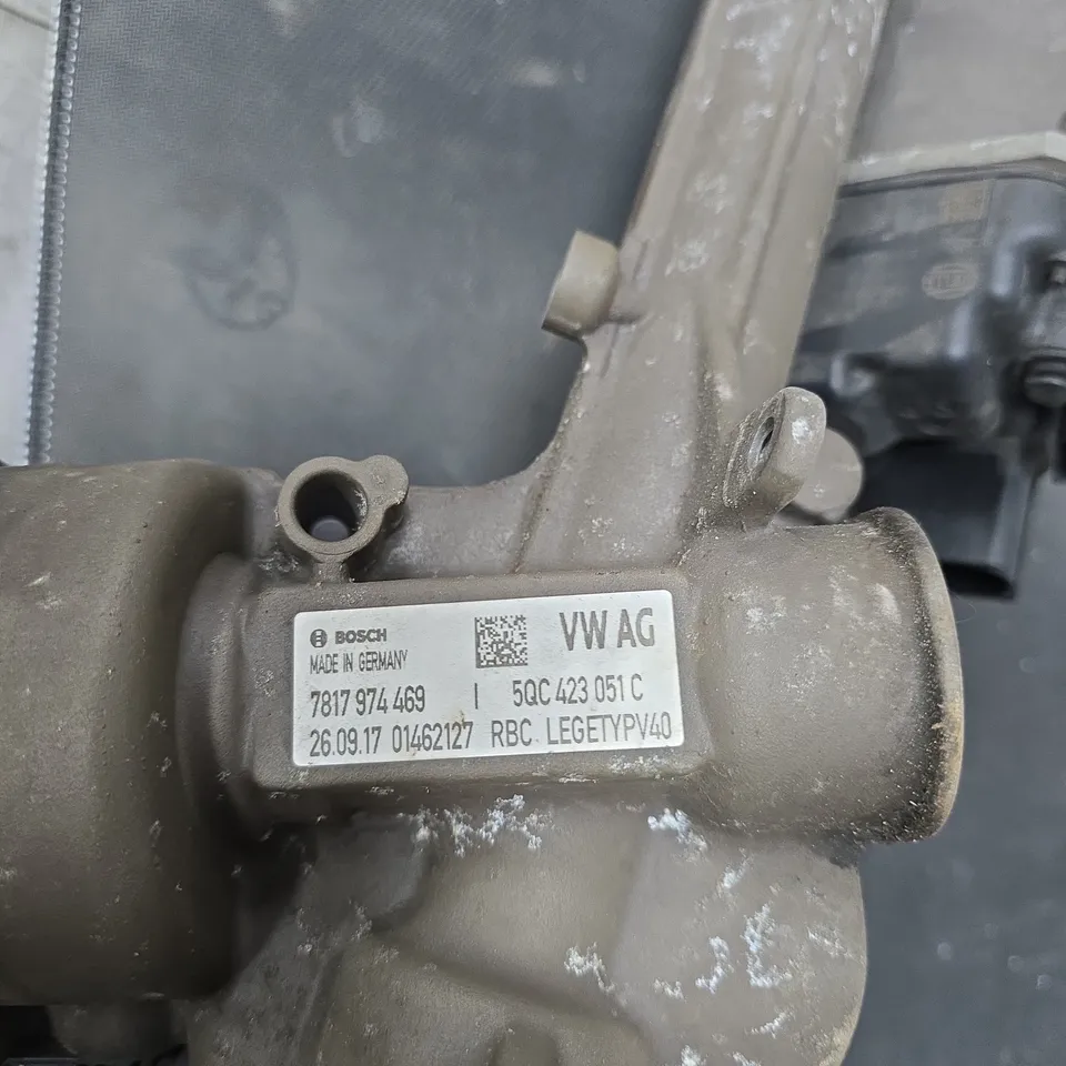 BOSCH VW STEERING GEAR / RACK ASSEMBLY – USED