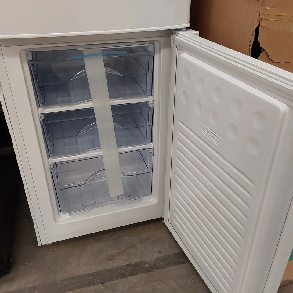 BOXED SWAN SR15690W 48CM WIDE, 50/50 SPLIT FRIDGE FREEZER - WHITE