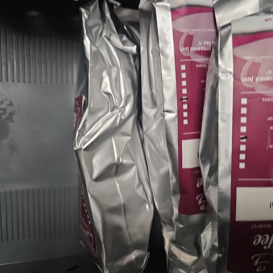 APPROXIMATELY 7 ASSORTED FOOD ITEMS TO INCLUDE - RAVE COLOMBIA RISARALDA , THE LOVE OF COFFEE CONTINENTAL BLEND ETC