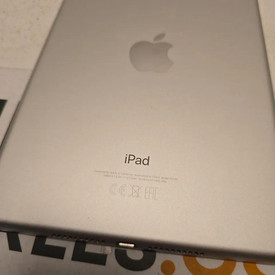 APPLE IPAD (A2133) SILVER