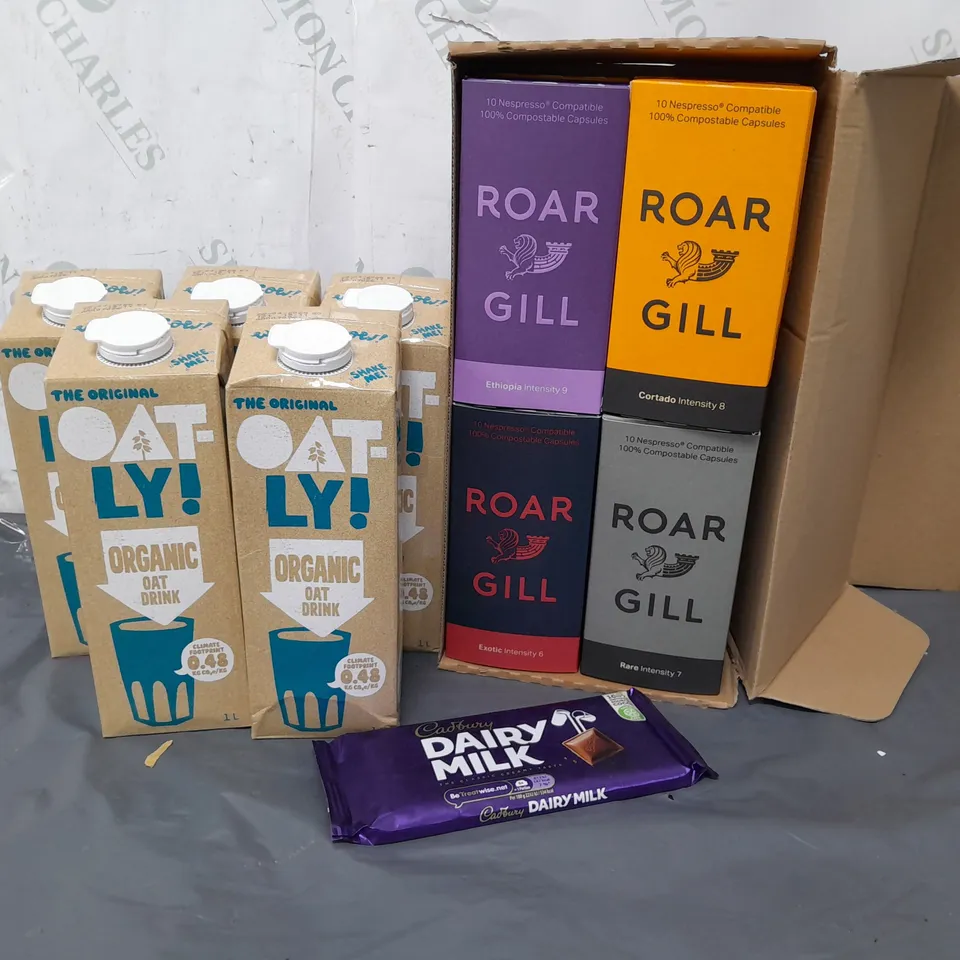APPROXIMATELY 7 ASSORTED FOOD AND DRINK TO INCLUDE OAT-LY ORGANIC OAT DRINK, ROAR GILL COFFEE COMPOSTABLE CAPSULES 