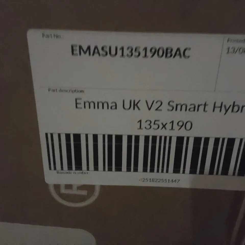 BRAND NEW BOXED EMMA UK V2 SMART HYBRID 135 x 190CM DOUBLE MATTRESS