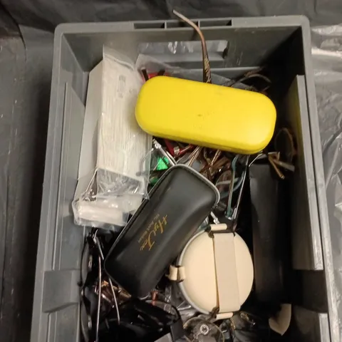 BULK BOX OF GLASSES AND CASES 