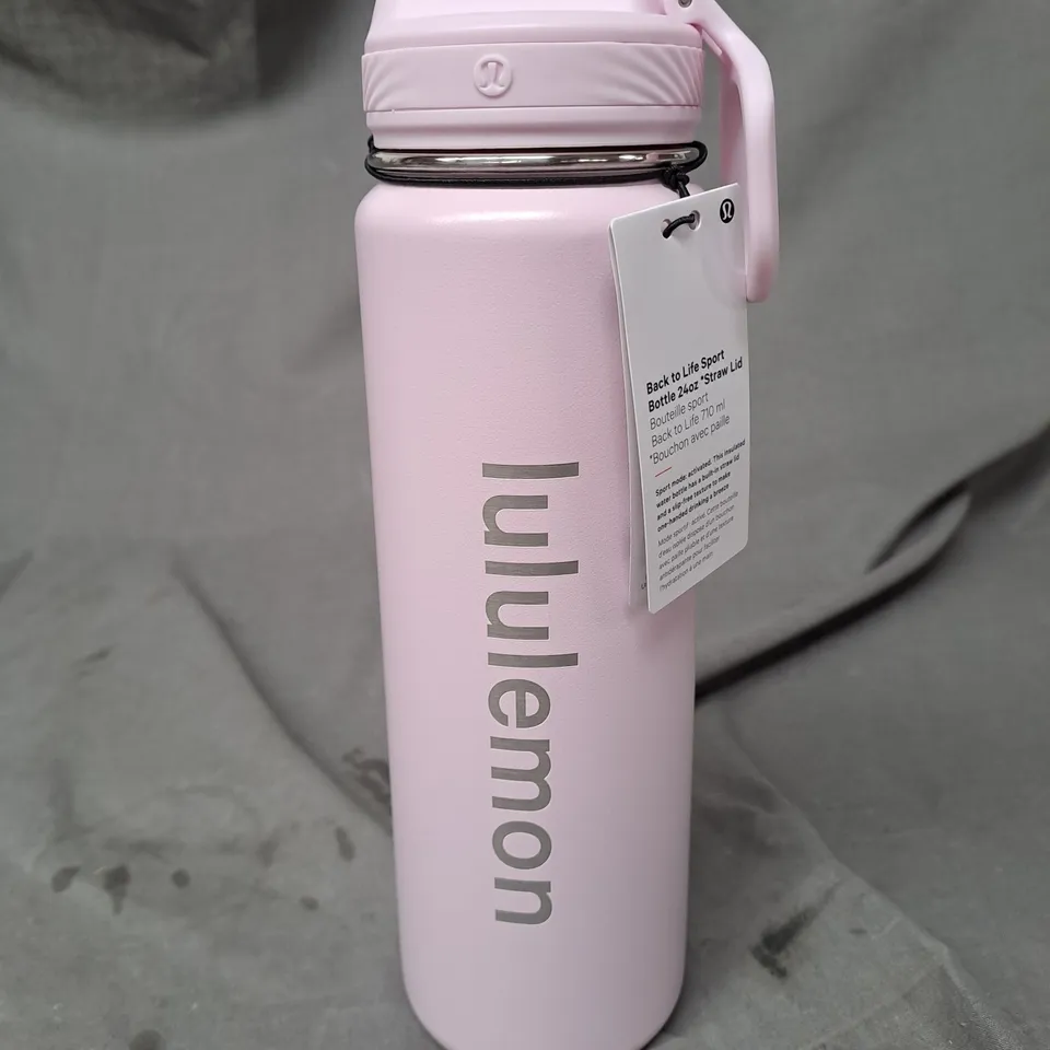 LULULEMON BACK TO LIFE SPORT BOTTLE 24OZ WITH STRAW LID IN PINK