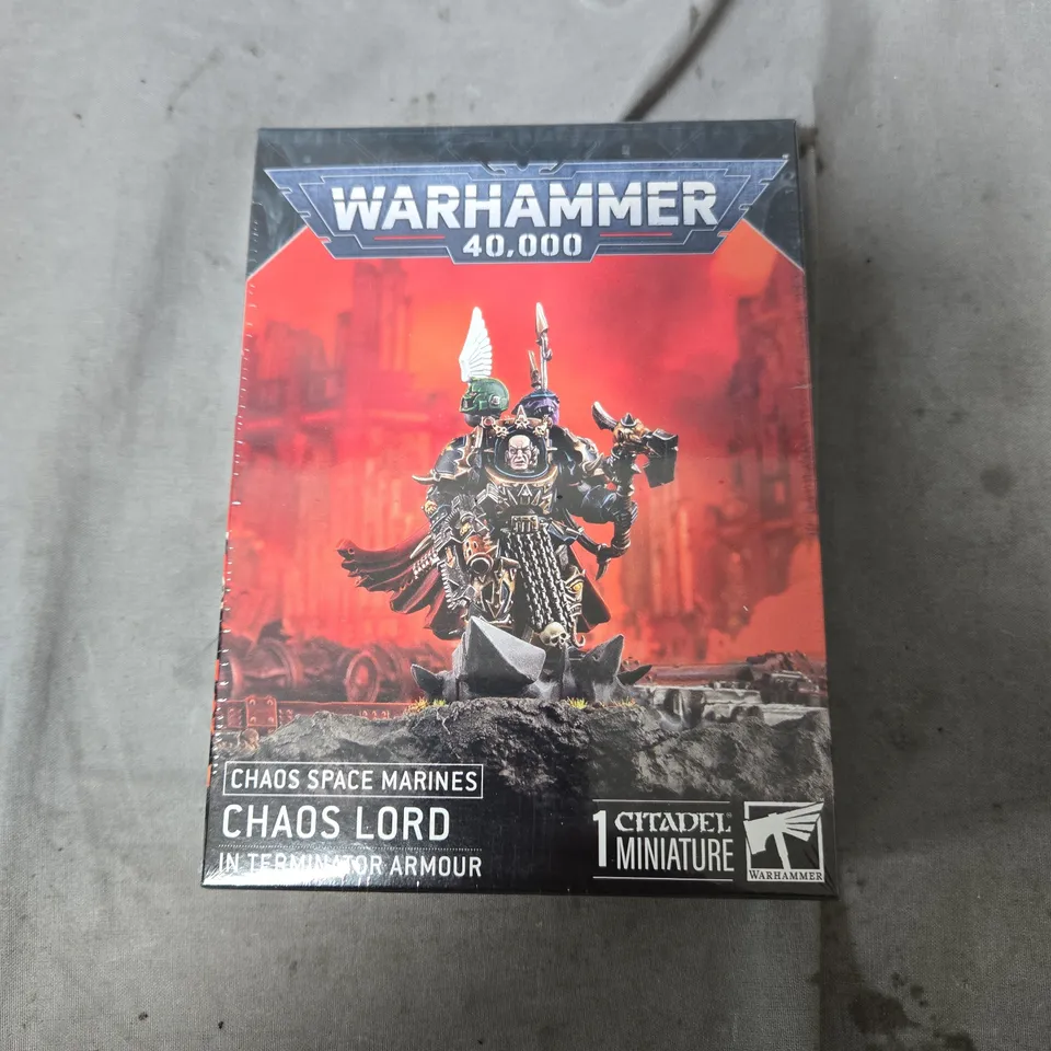 WARHAMMER 40,000 CHAOS LORD IN TERMINATOR ARMOUR – CITADEL MINIATURE (BOXED)