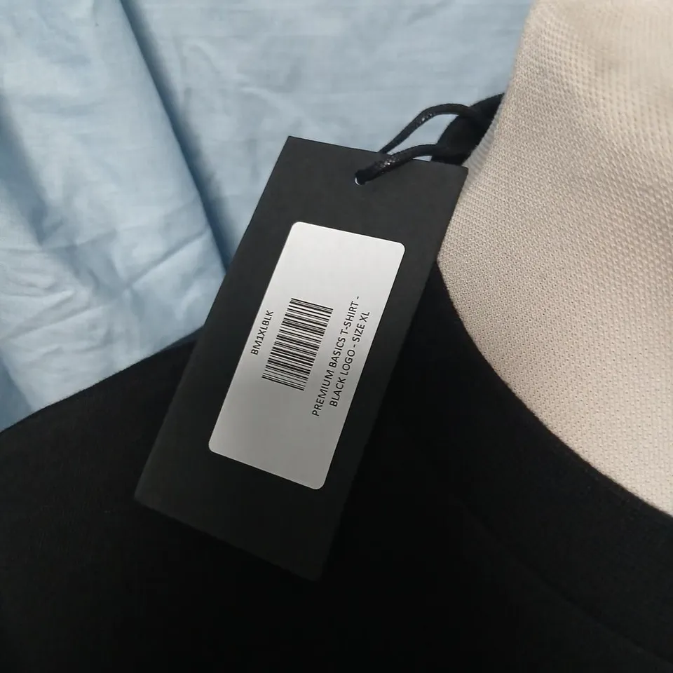 LEGEND PREMIUM BASICS T-SHIRT – BLACK, LOGO, UK XL