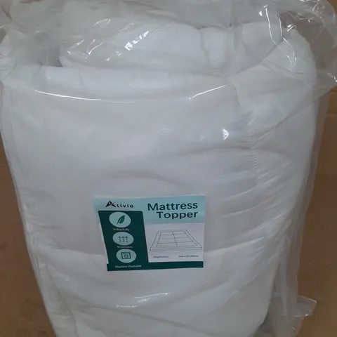 ALIVIO MATTRESS TOPPER IN WHITE 