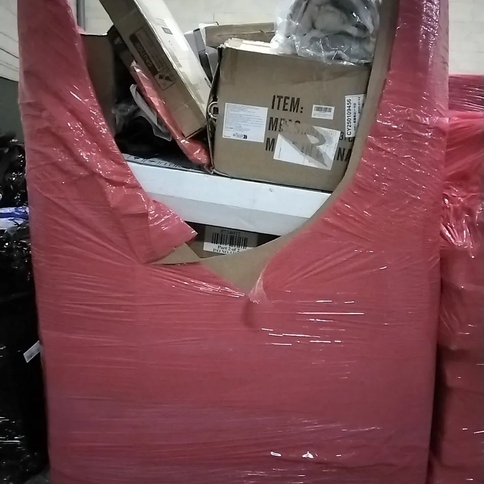 PALLET CONTAINING VARIOUS ASSORTED HOUSEHOLD ITEMS TO INCLUDE: BABY GYM PLAY MAT, EASY SLEEP PORTABLE BASSINET, BLACKMOUT BLINDS, CHINESE SKY LANTERNS ETC...