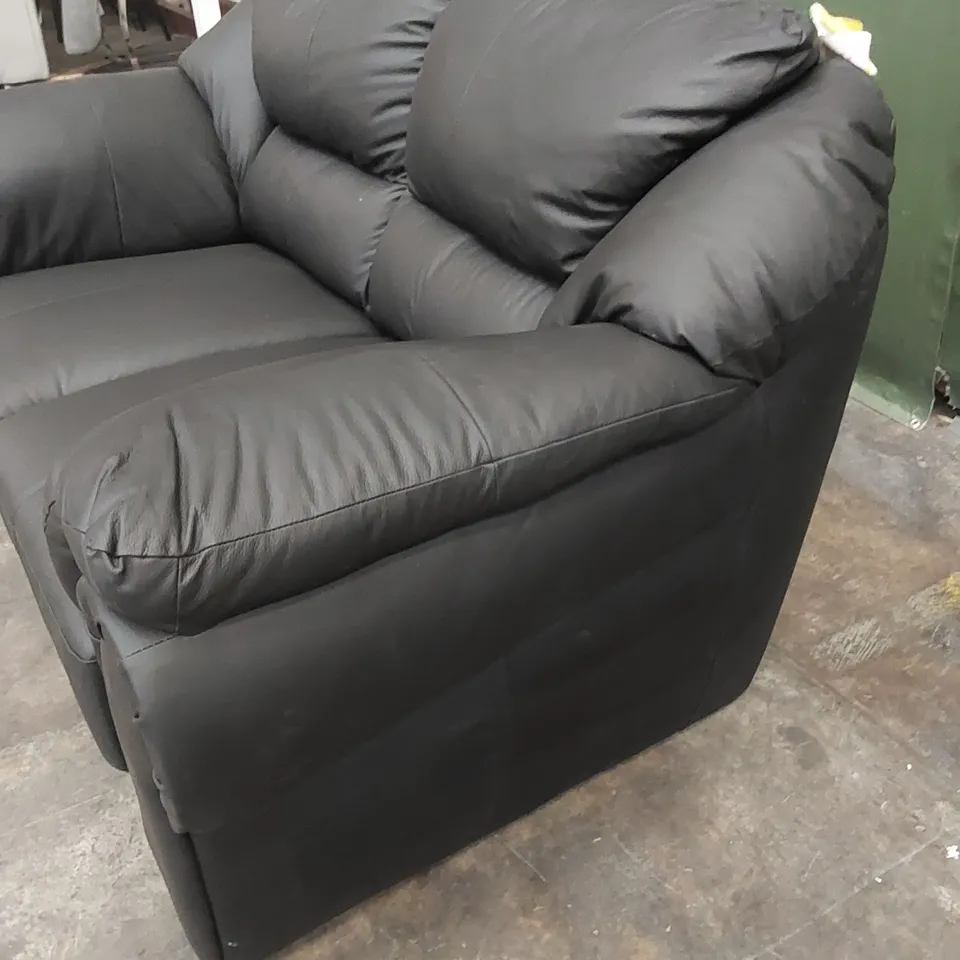 DESIGNER 2 SEATER BLACK LEATHER UPHOLSTERED SOFA