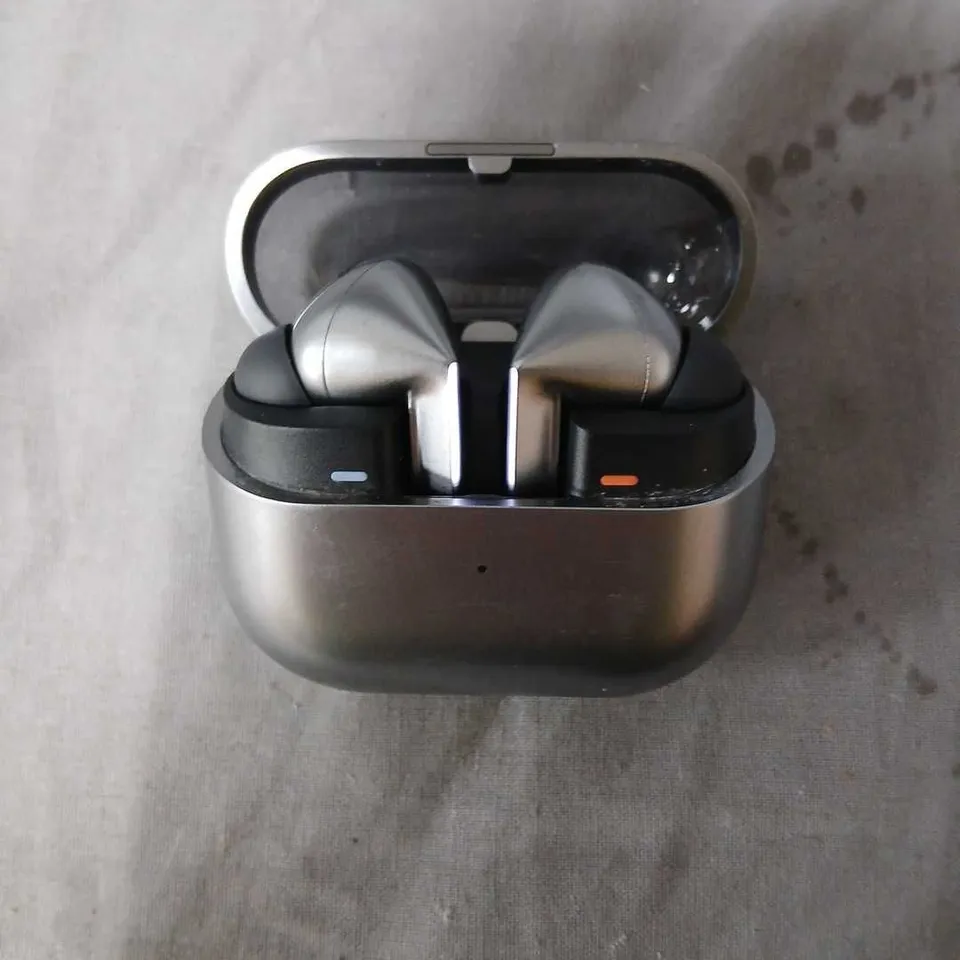 SAMSUNG GALAXY BUDS3 PRO TRUE WIRELESS EARBUDS WITH CHARGING CASE – BOXED