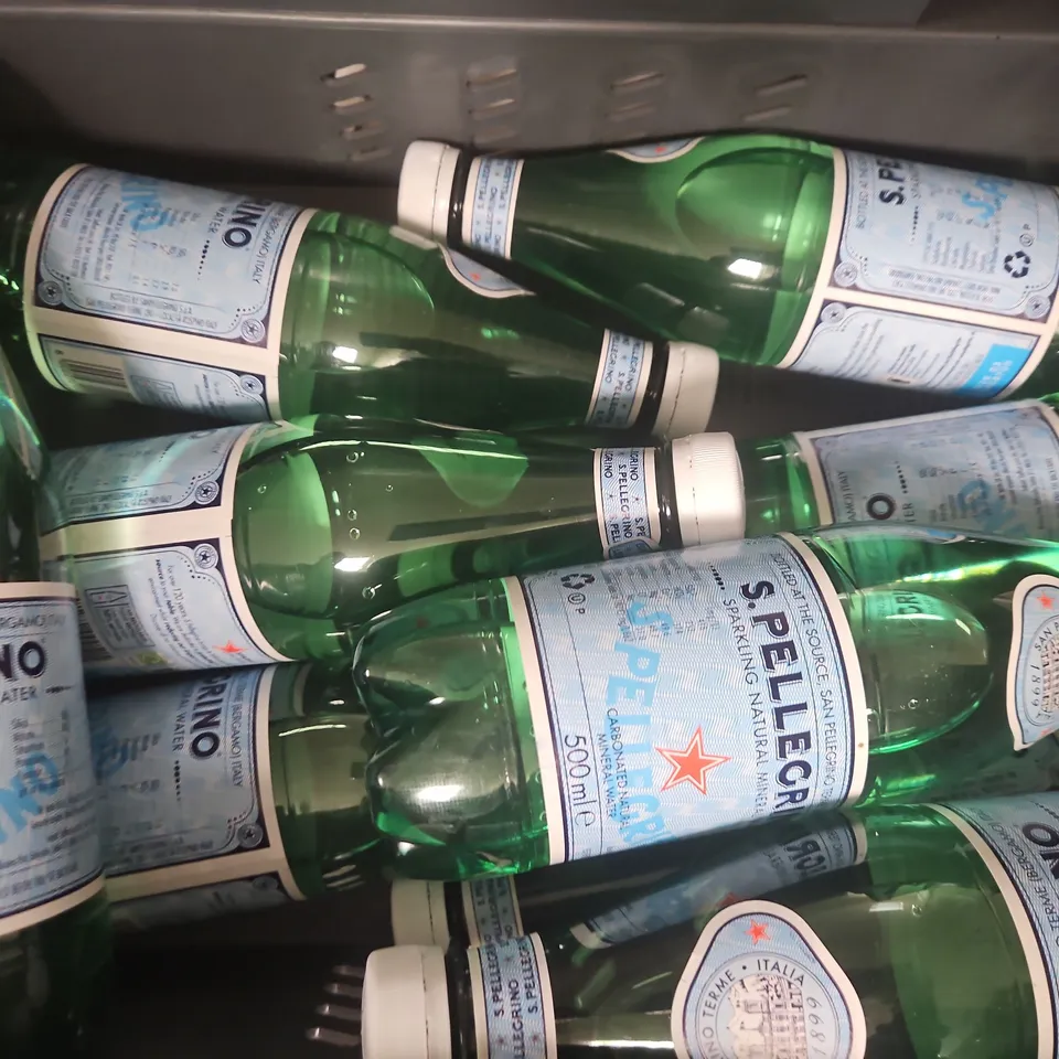 APPROXIMATELY 12 SAN PELLEGRINO SPARKLING MINERAL WATER BOTTLES (500ML)