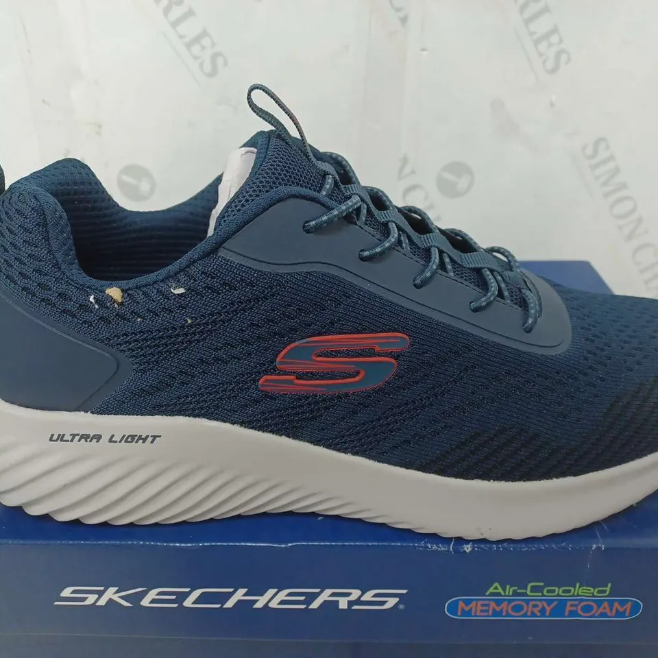 SKECHERS MENS AIR COOLED MEMORY FOAM TRAINERS  IN NAVY - SIZE 10